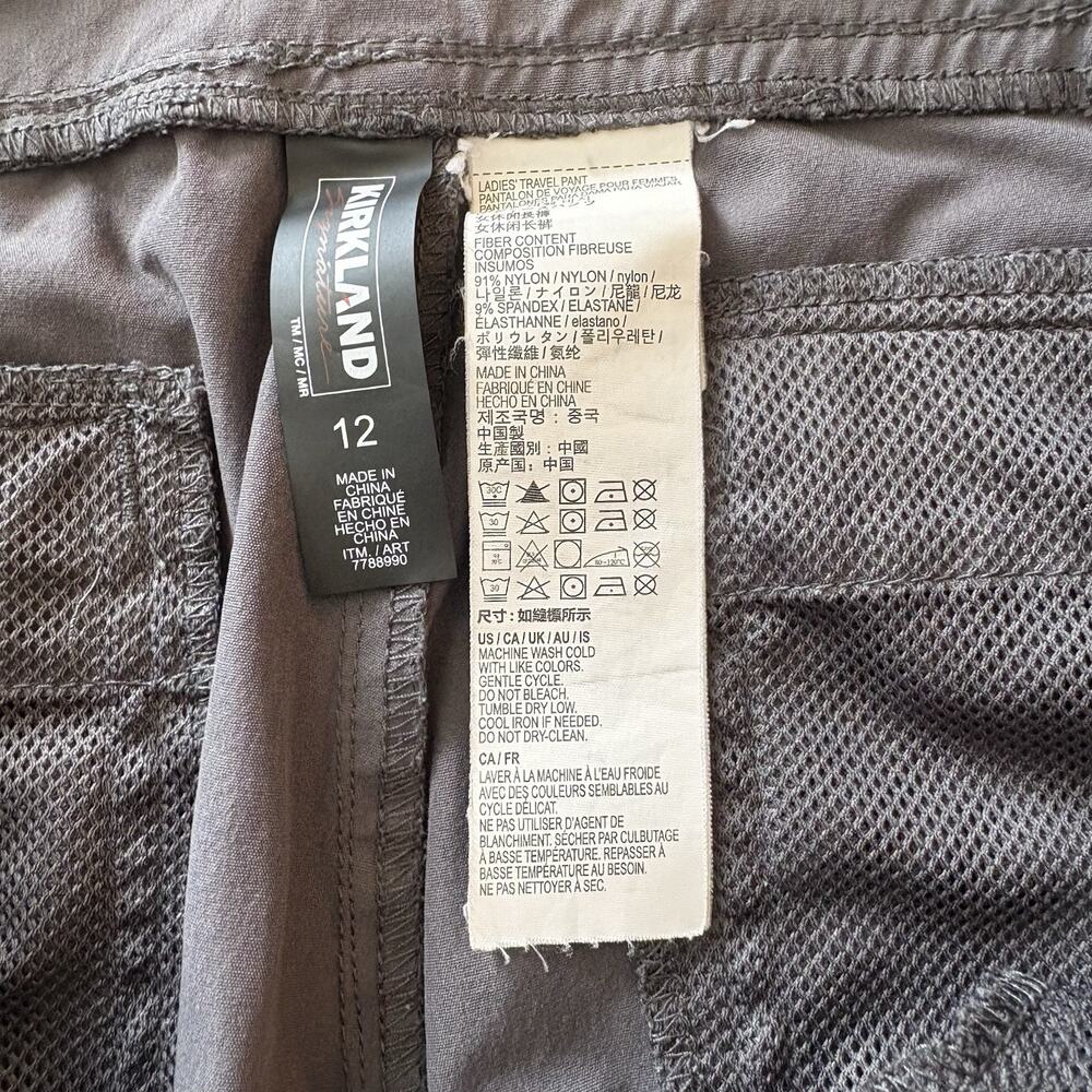 Kirkland Signature Women's Gray Capri Travel Pant Size 12 Nylon Gorpcore - Picture 12 of 16